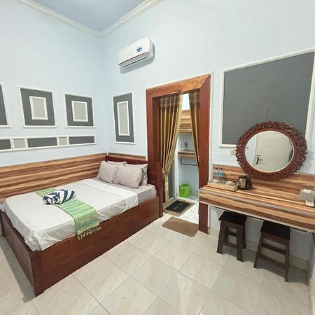 Banera Gili Homestay Гили Траванган Экстерьер фото